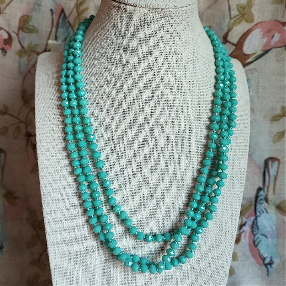 Long Faceted Tiffany Blu-ish Blue Glass Pullover Vintage Necklace EUC - Picture 2 of 5